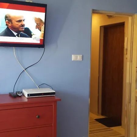 Studiospanie Kapitana Z Balkonem Na Parterze 格但斯克